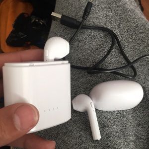 Ear pods